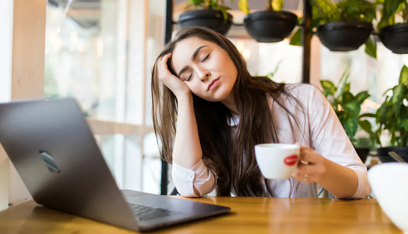 Cambio stagione: perché il corpo si stanca e come rimediare